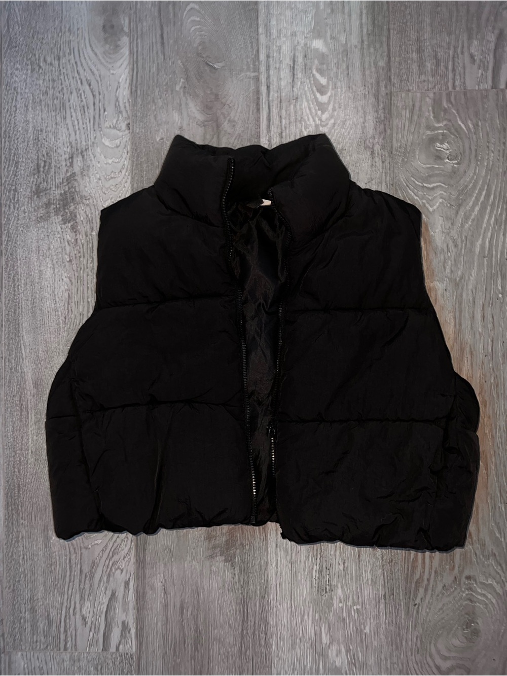 H&M Black Puffer Vest - Women's Cropped Sleeveless Coat